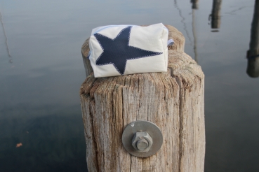 Segeltuch Kosmetiktasche eckig mit dunkelblauem Stern